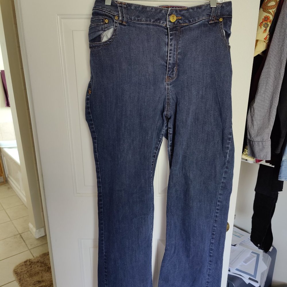 Lane byrant boot cut dark wash denim 22